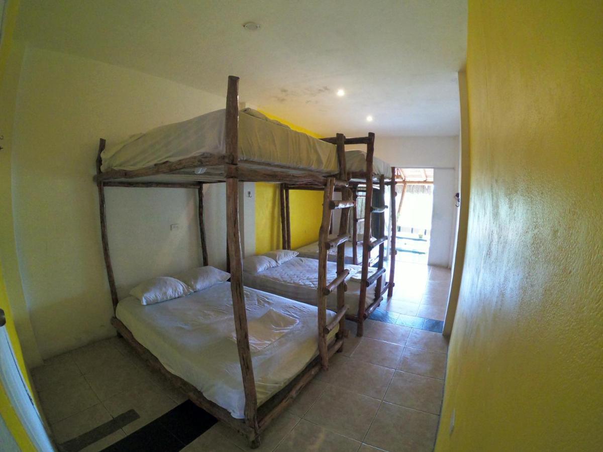 Kiwi Suites Hostel Монтаньита Экстерьер фото