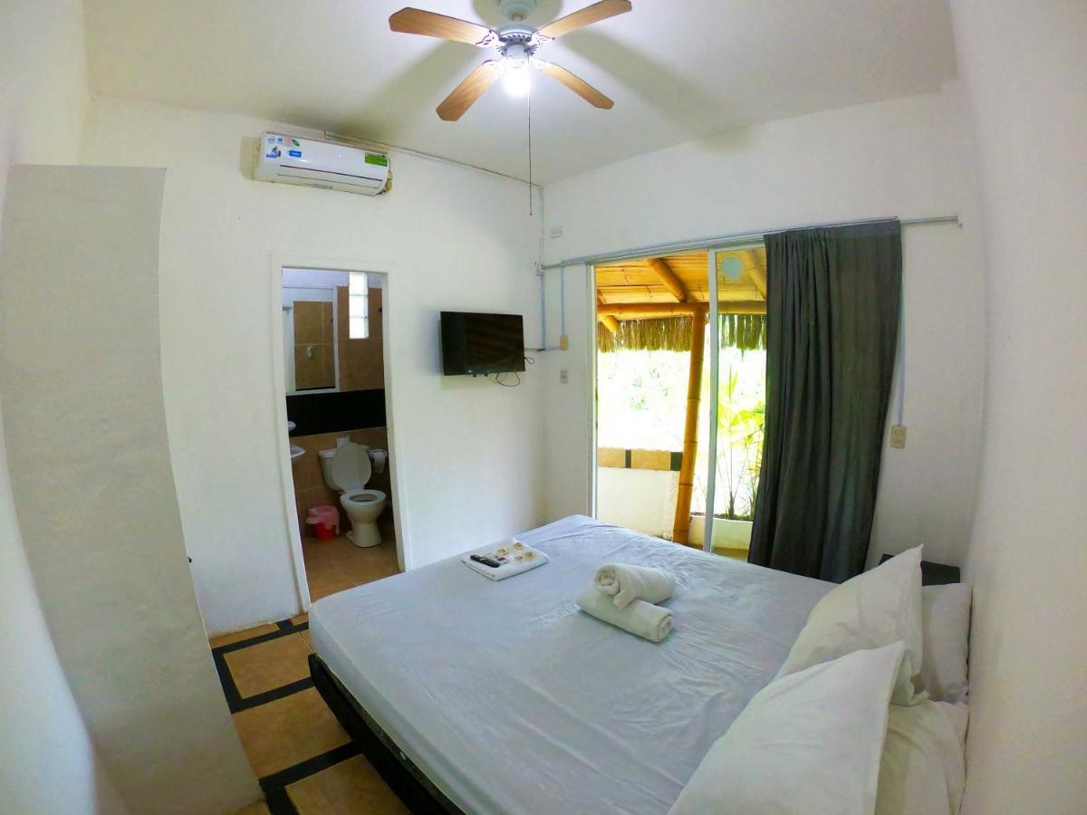 Kiwi Suites Hostel Монтаньита Экстерьер фото