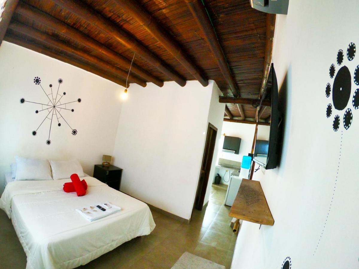 Kiwi Suites Hostel Монтаньита Экстерьер фото