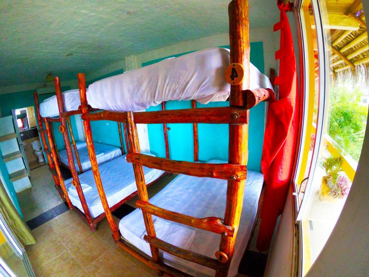 Kiwi Suites Hostel Монтаньита Экстерьер фото