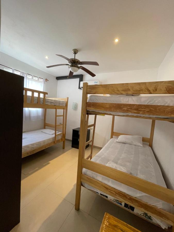 Kiwi Suites Hostel Монтаньита Экстерьер фото